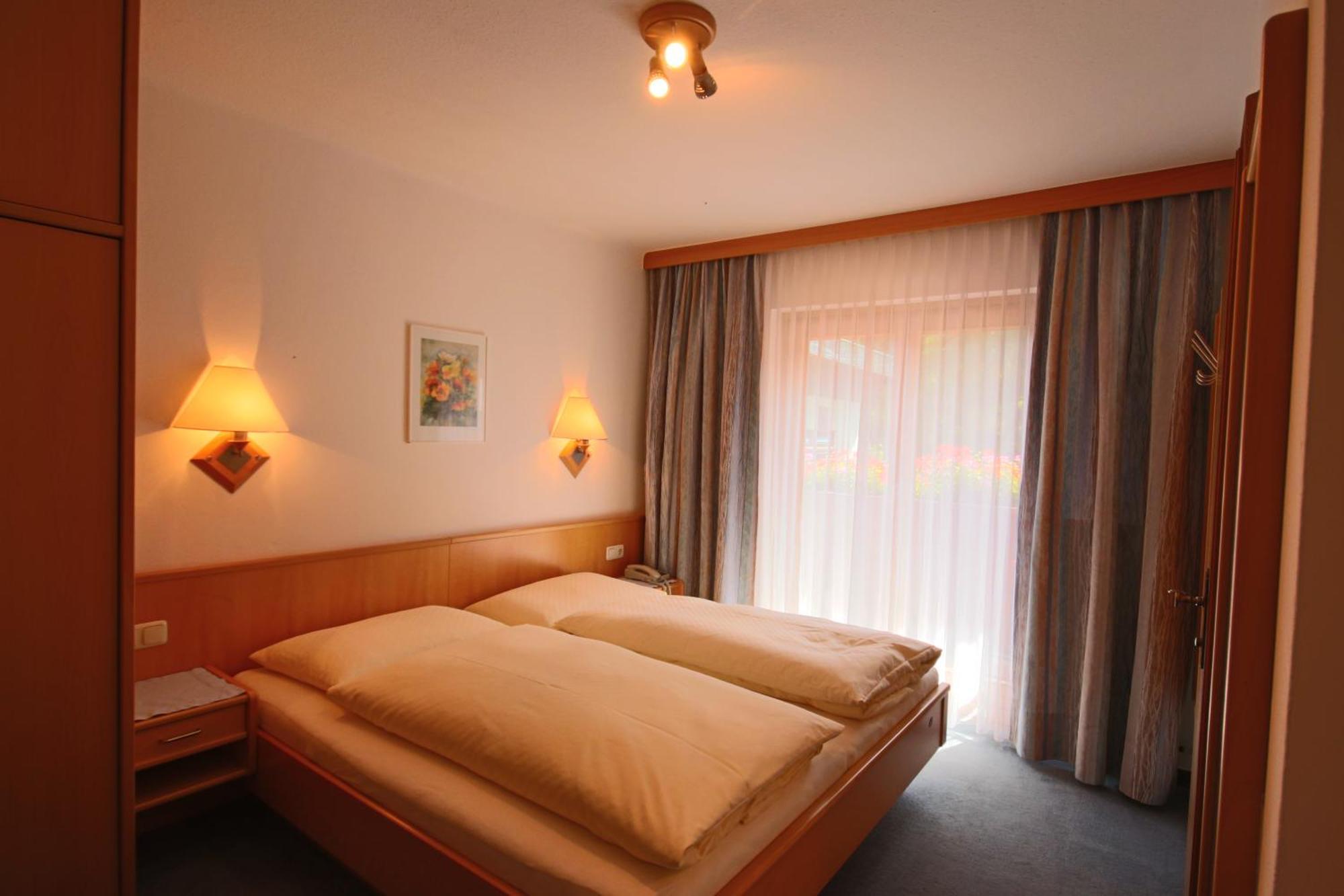 Pension Haus Riedlsperger Заалбах-Хинтерглем Екстериор снимка
