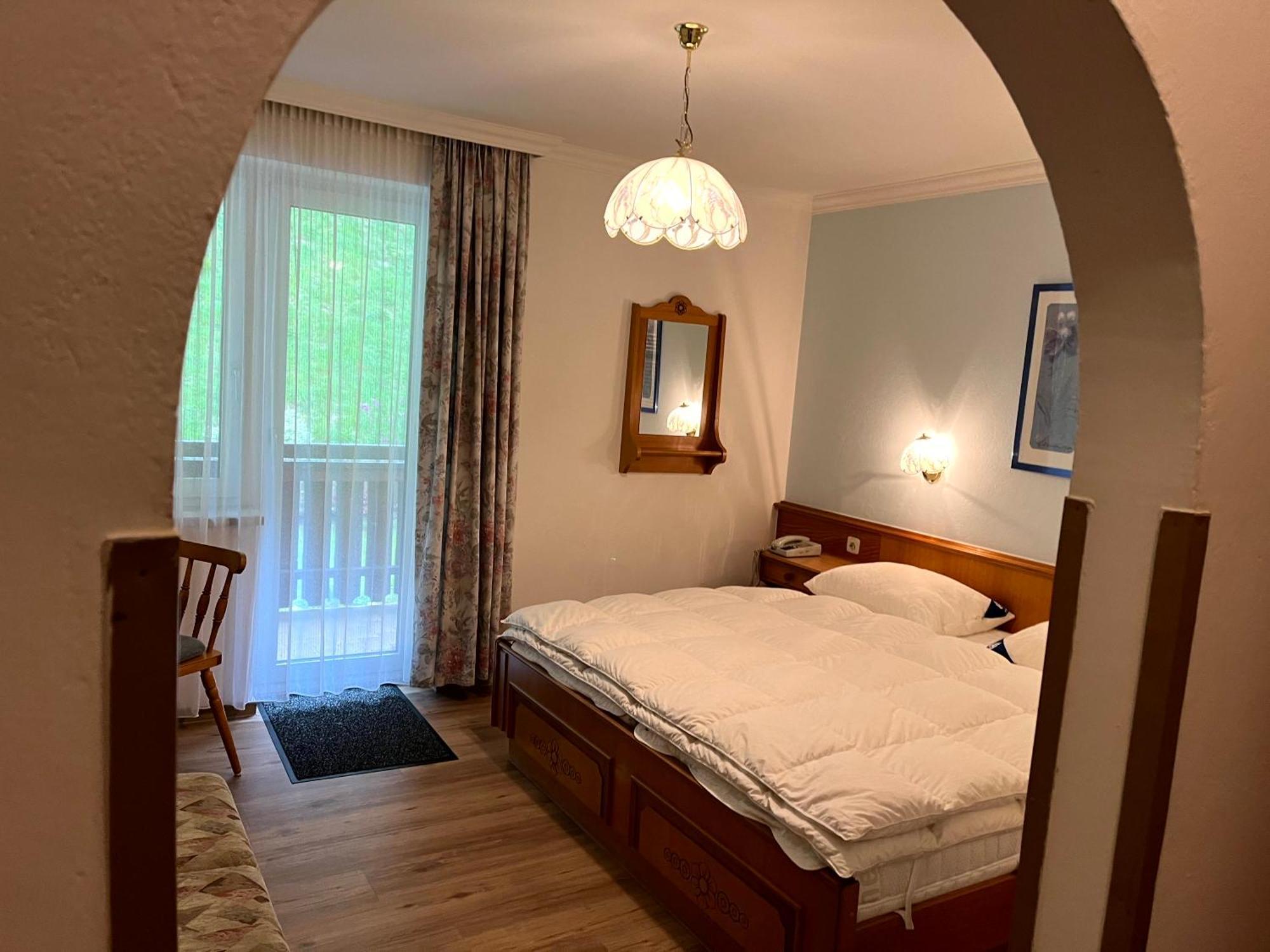 Pension Haus Riedlsperger Заалбах-Хинтерглем Екстериор снимка